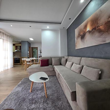 Aura Skanderbeg Square Apartments Tirana Extérieur photo